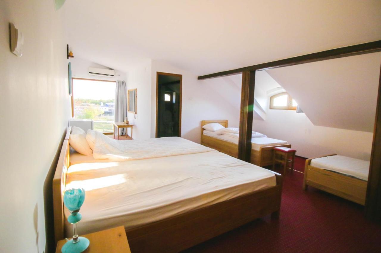 Zen Eco Villa Сфынту-Георге Экстерьер фото